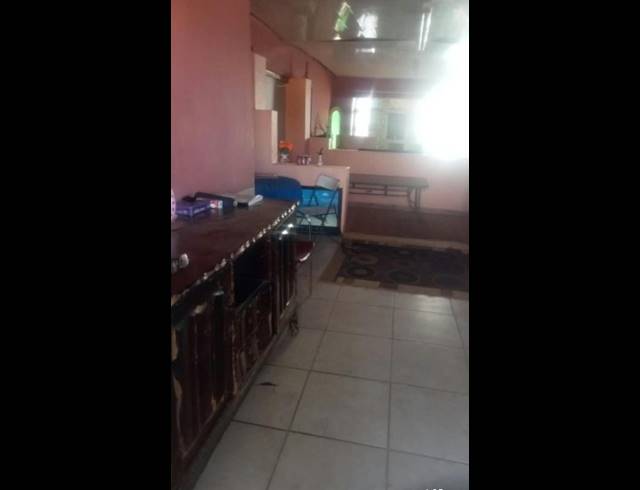 5 BEDROOM HOUSE FOR SALE IN CHATSWORTH